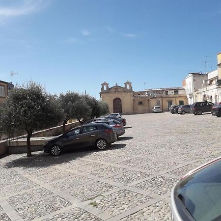 فيلا نوتوفي La Casa Re Basuli المظهر الخارجي الصورة